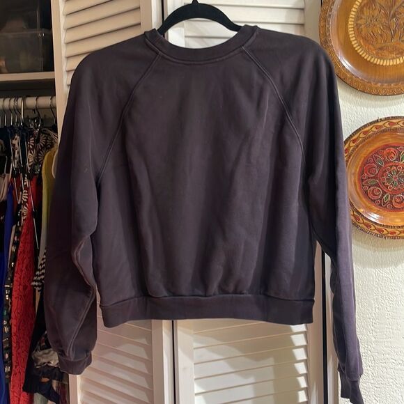 Levi’s Women’s Sweatshirt - Picture 5 of 5